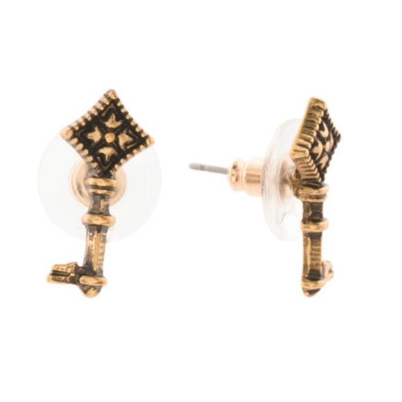 NEW Patricia Nash Gold Key Pierced Earrings - Picture 2 of 3